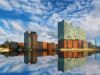 Stadt Hamburg an der Elbe mit Elbphilharmonie